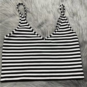 Sunday Best Aritzia Black White Striped Roxboro Camisole Tank Size Small